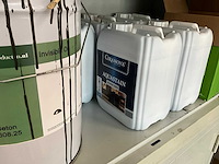 Kast met inhoud (4x) - afbeelding 22 van  23