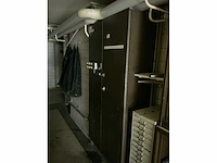 Kast met inhoud (7x) - afbeelding 20 van  36
