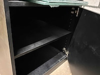 Kast met inhoud - afbeelding 3 van  6