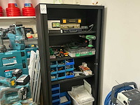 Kast met inhoud - afbeelding 1 van  9