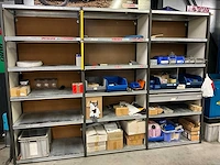 Kast met inhoud - afbeelding 6 van  14