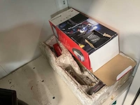 Kast met inhoud - afbeelding 12 van  12
