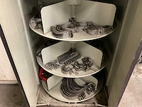 Kast met inhoud - afbeelding 9 van  10