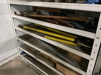 Kast met inhoud - afbeelding 5 van  6
