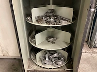 Kast met inhoud - afbeelding 5 van  10