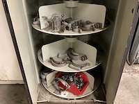 Kast met inhoud - afbeelding 7 van  10