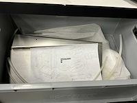 Kast met inhoud - afbeelding 5 van  8