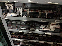 Kast met installatie materialen - afbeelding 3 van  6