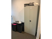 Kast met kleding en wasmanden - afbeelding 3 van  10