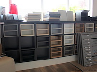 Kast met losse inzetvakken - afbeelding 1 van  2