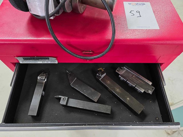 Kast met machine gereedschappen voor draaien - afbeelding 7 van  9