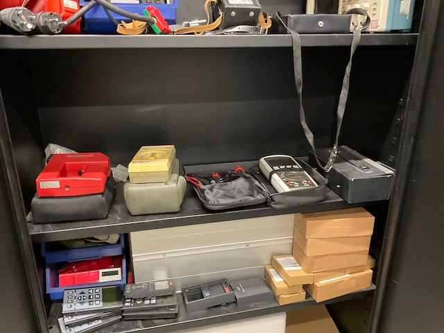 Kast met meetgereedschap - afbeelding 4 van  10