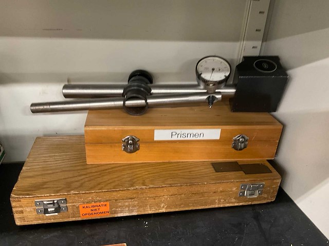 Kast met meetgereedschap - afbeelding 5 van  22