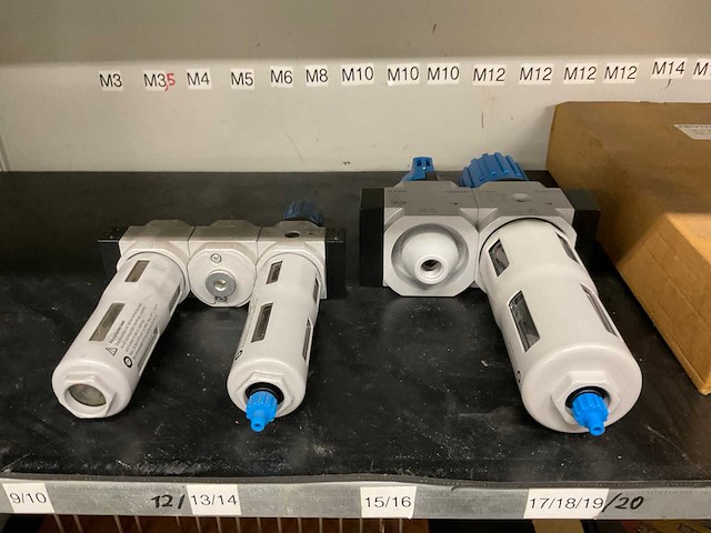 Kast met meetgereedschap - afbeelding 16 van  22