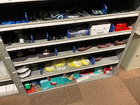 Kast met onderhouds- en beschermingsmiddelen (5x) - afbeelding 13 van  27