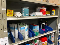 Kast met onderhouds- en beschermingsmiddelen (5x) - afbeelding 15 van  27