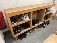 Kast met schoenen - afbeelding 1 van  3
