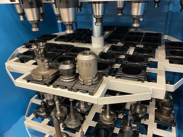 Kast met sk50 freesgereedschap - afbeelding 6 van  7