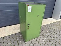 Kast met toebehoren - afbeelding 1 van  7
