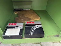 Kast met toebehoren - afbeelding 5 van  7