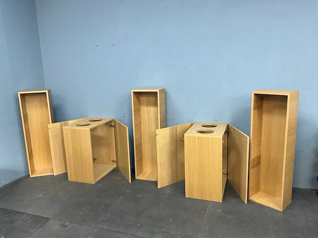Kast overige kantoorinventaris (5x) - afbeelding 1 van  7