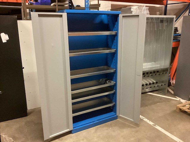 Kast voor werkplaats - afbeelding 1 van  6