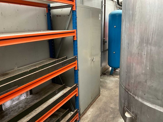 Kast - afbeelding 2 van  2