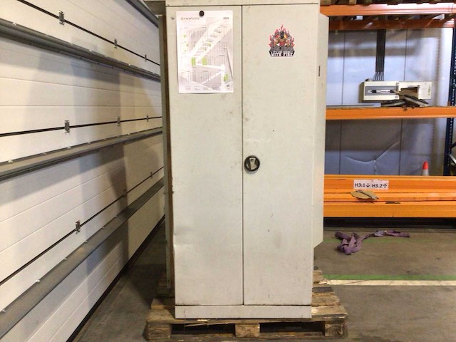 Kast - afbeelding 3 van  3