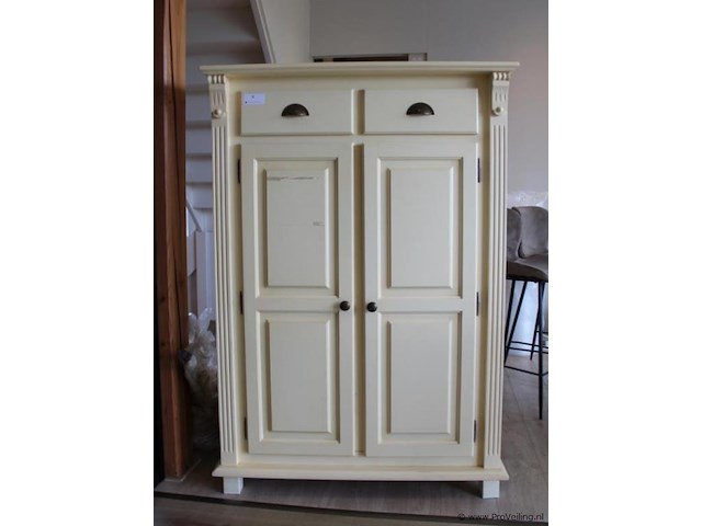 Kast - afbeelding 1 van  5