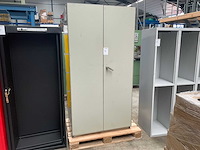Kast - afbeelding 1 van  3