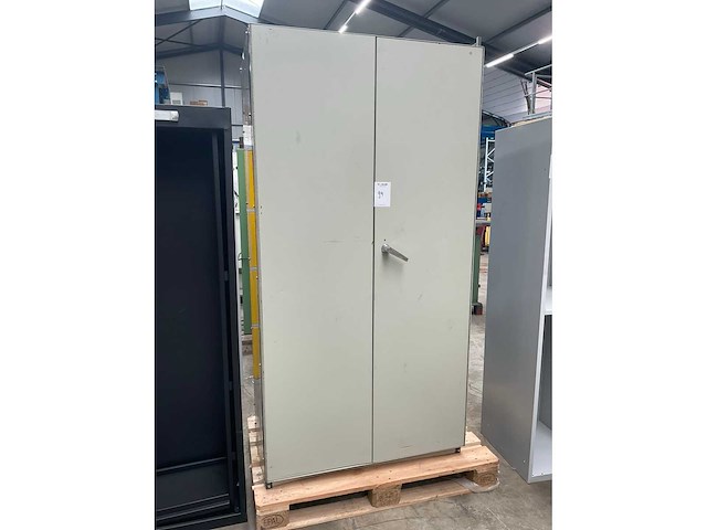 Kast - afbeelding 2 van  3
