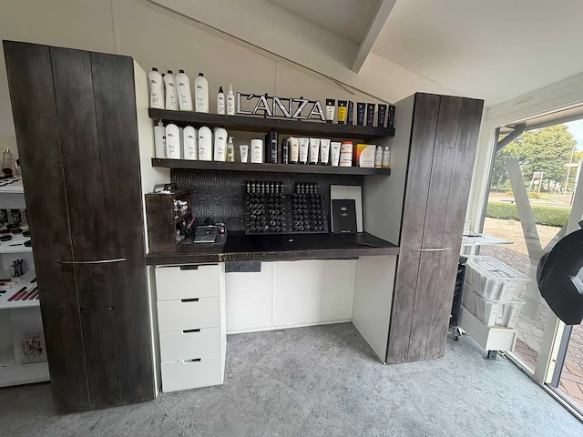 Kast - afbeelding 1 van  3