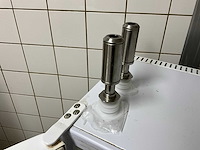 Kastalia gist dispenser - afbeelding 1 van  1