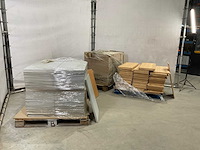 Kastdeuren en planken - afbeelding 2 van  8