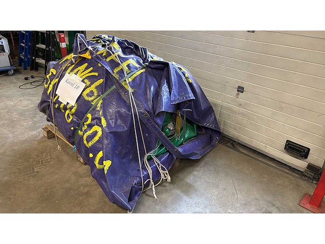 Kasteel met hangbrug - afbeelding 8 van  8