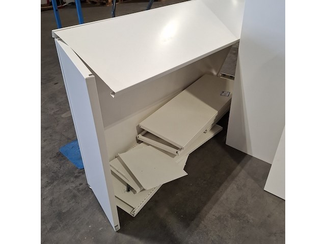 Kasten in onderdelen - afbeelding 2 van  5