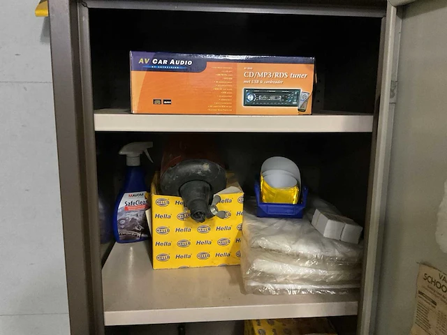 Kasten met inhoud (5x) - afbeelding 8 van  20