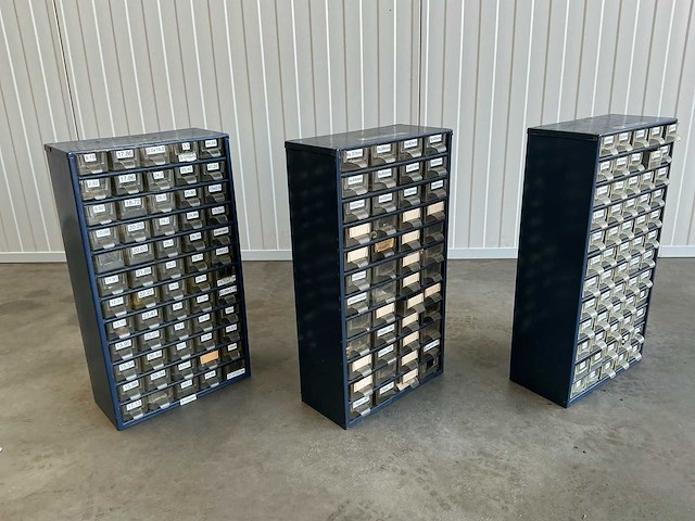 Kasten met inhoud(3x) - afbeelding 1 van  4