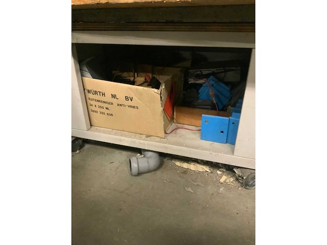 Kasten met inhoud - afbeelding 6 van  24