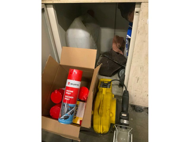 Kasten met inhoud - afbeelding 10 van  24