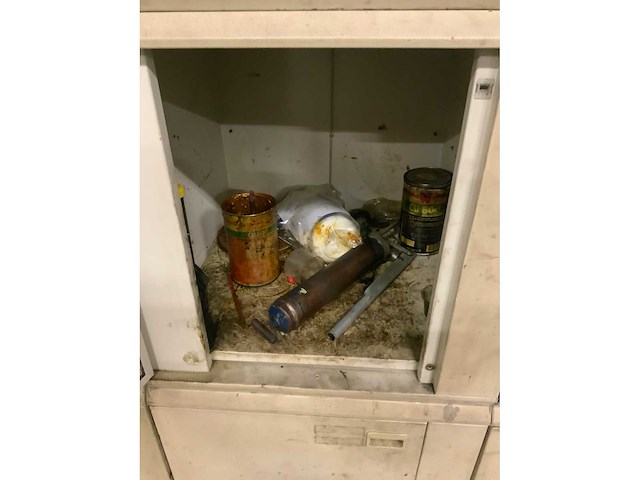 Kasten met inhoud - afbeelding 24 van  24