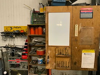 Kasten met inhoud - afbeelding 1 van  9