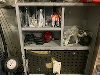 Kasten met inhoud - afbeelding 4 van  9