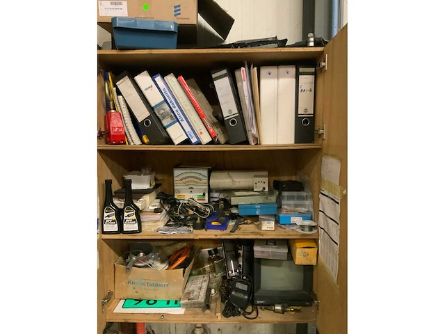 Kasten met inhoud - afbeelding 8 van  9