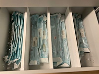 Kasten met medische benodigdheden - afbeelding 3 van  23