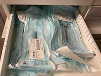 Kasten met medische benodigdheden - afbeelding 10 van  23