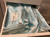 Kasten met medische benodigdheden - afbeelding 11 van  23