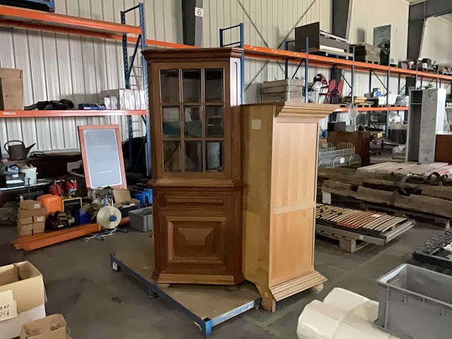 Kasten - afbeelding 1 van  5