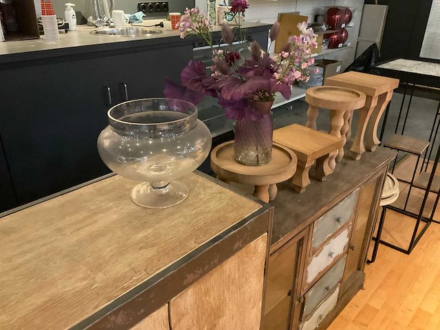 Kastjes, tafeltjes - afbeelding 8 van  12