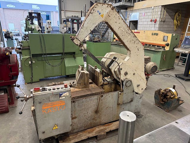 Kasto - 450 - beugelzaagmachine - afbeelding 2 van  8